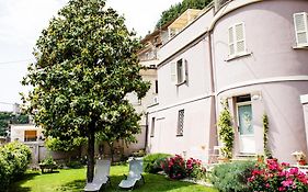 La Magnolia B&B And Apartments